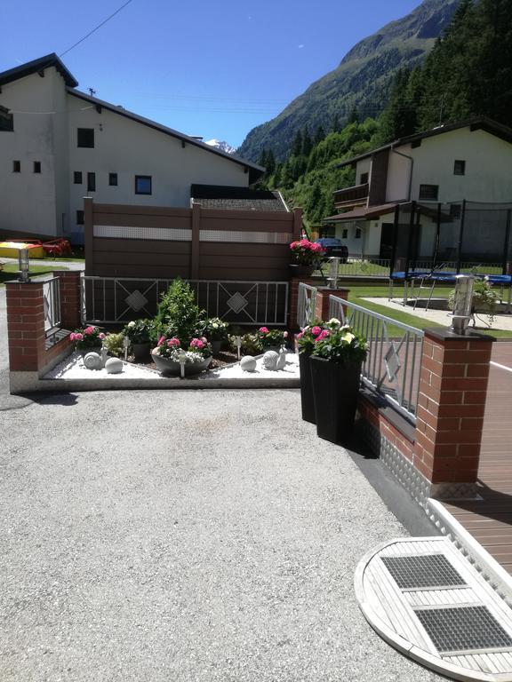 Appartamento Haus Waldfriede Sankt Leonhard im Pitztal Esterno foto