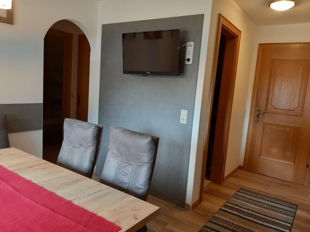 Appartamento Haus Waldfriede Sankt Leonhard im Pitztal Esterno foto